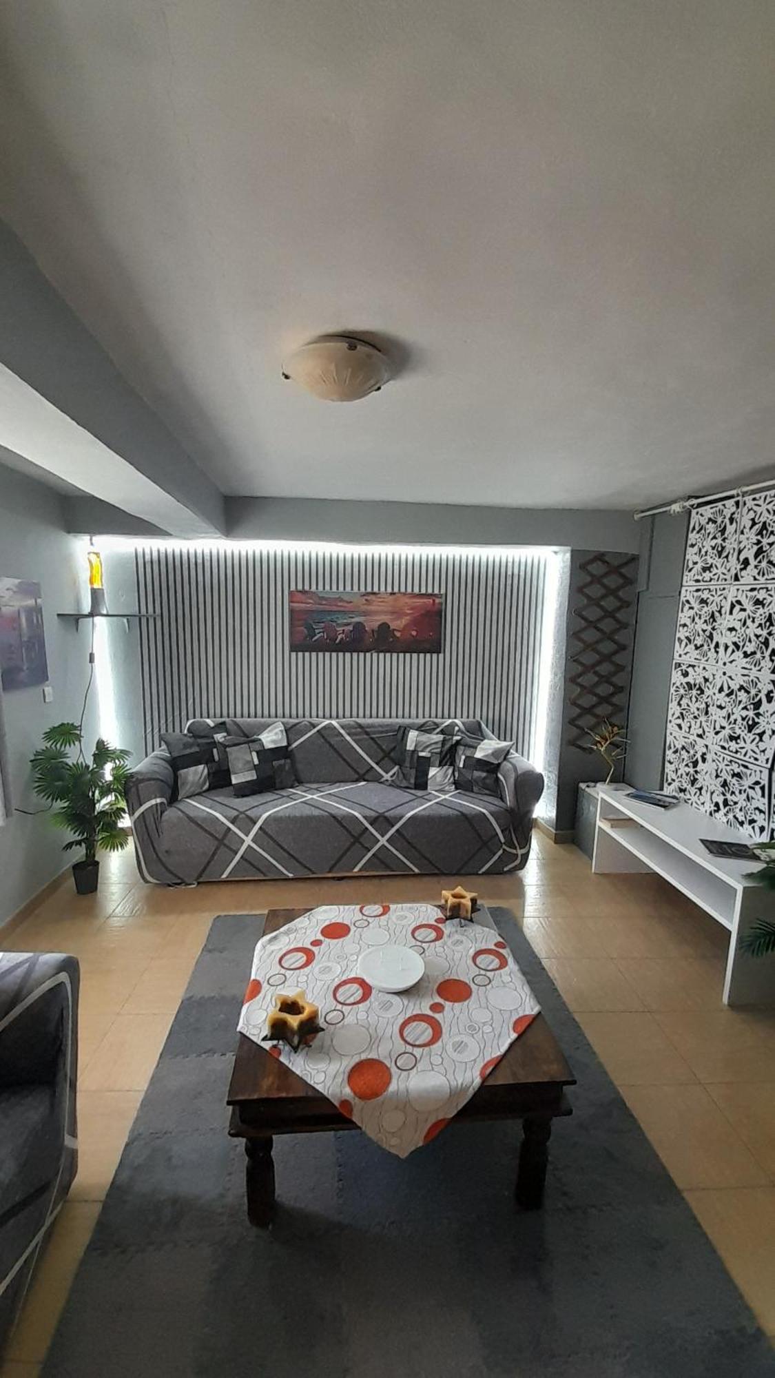 George House Apartman Leonídio Kültér fotó