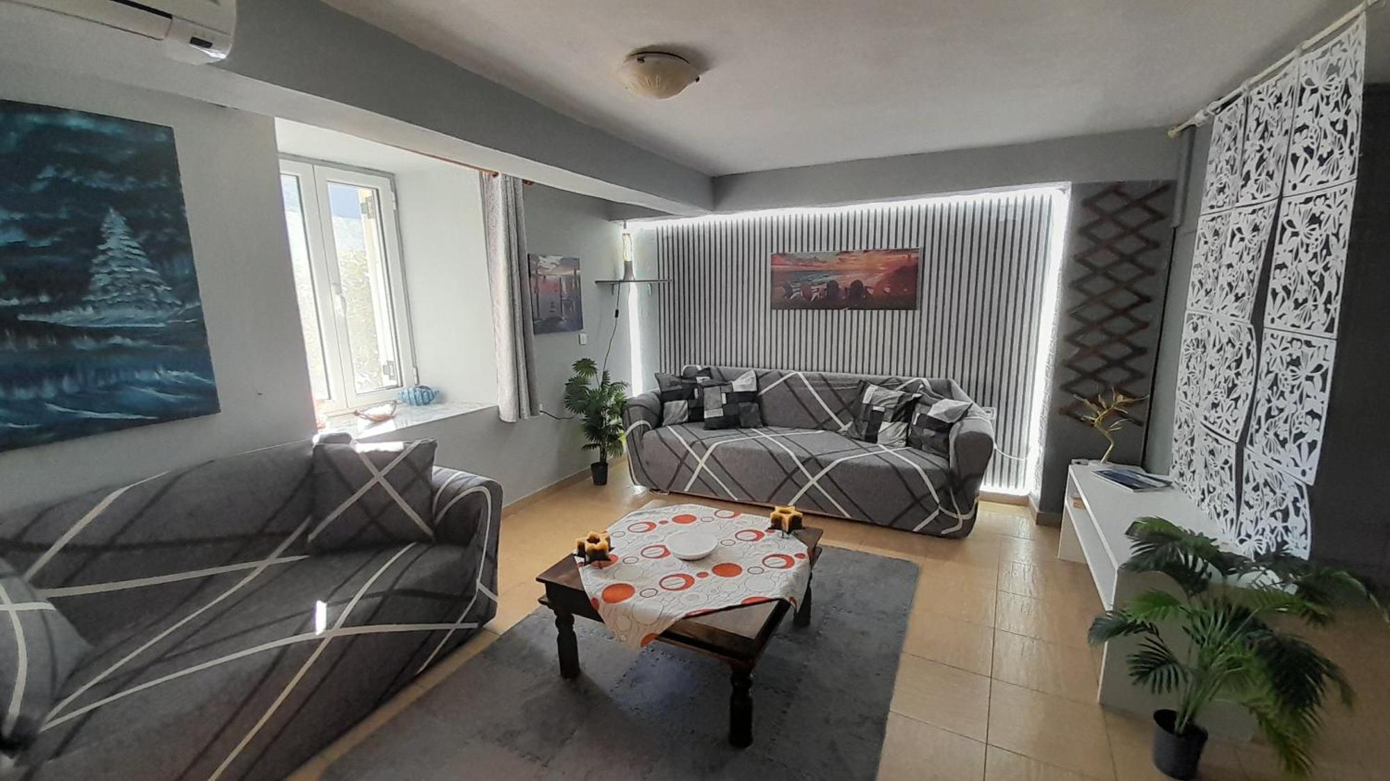 George House Apartman Leonídio Kültér fotó
